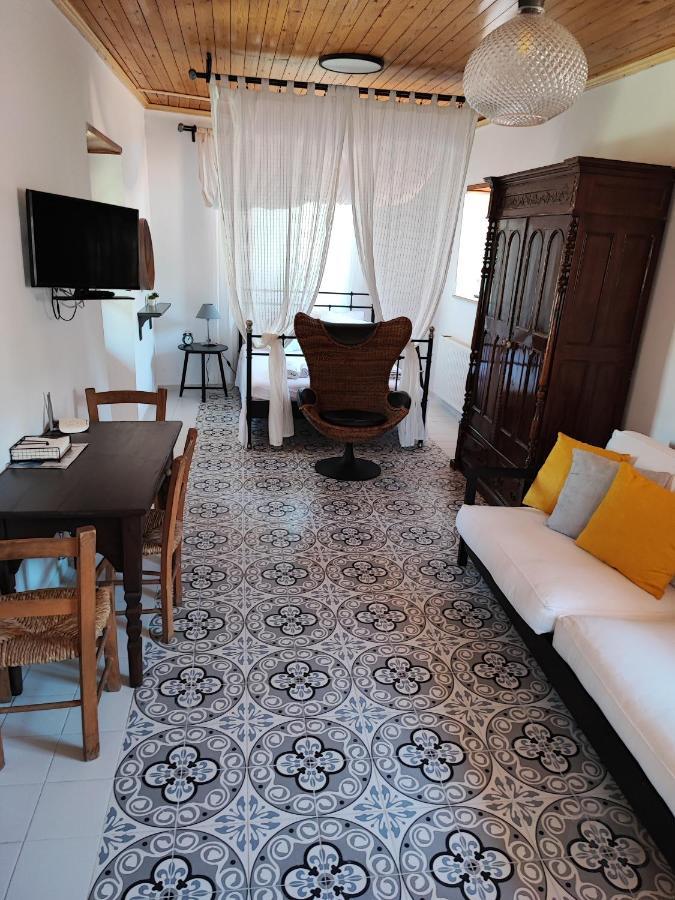 Liakoto Guest House Panayia Eksteriør bilde