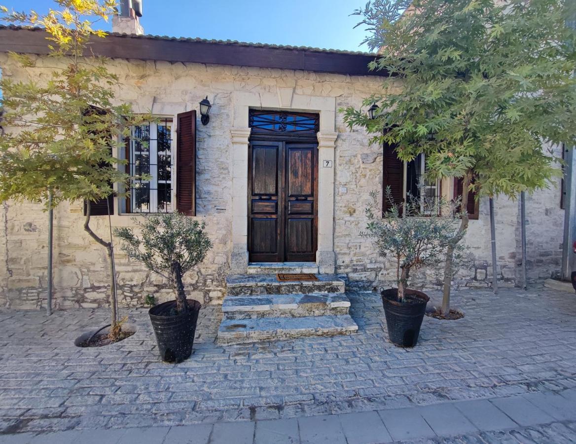 Liakoto Guest House Panayia Eksteriør bilde