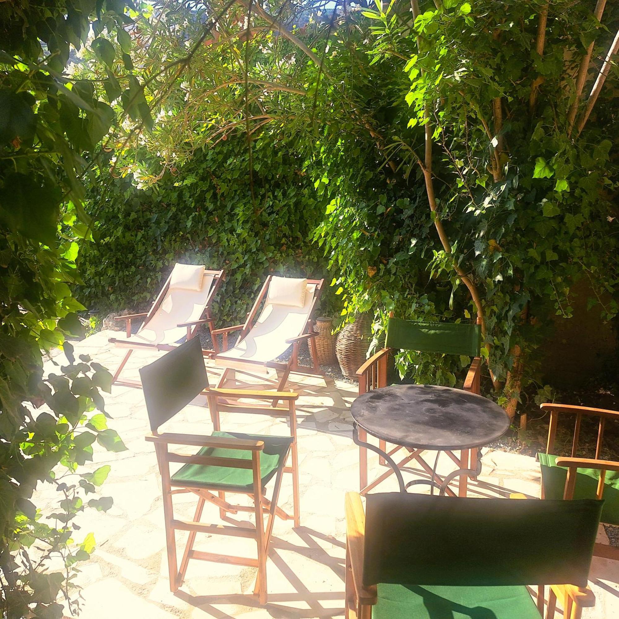 Liakoto Guest House Panayia Eksteriør bilde