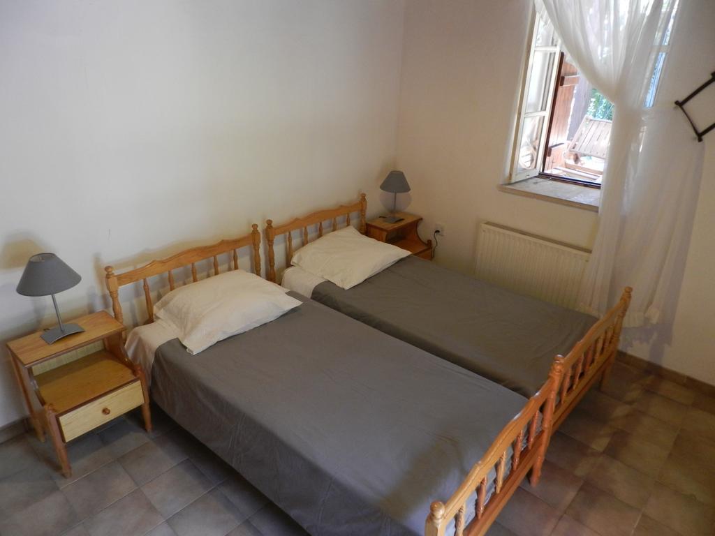 Liakoto Guest House Panayia Eksteriør bilde